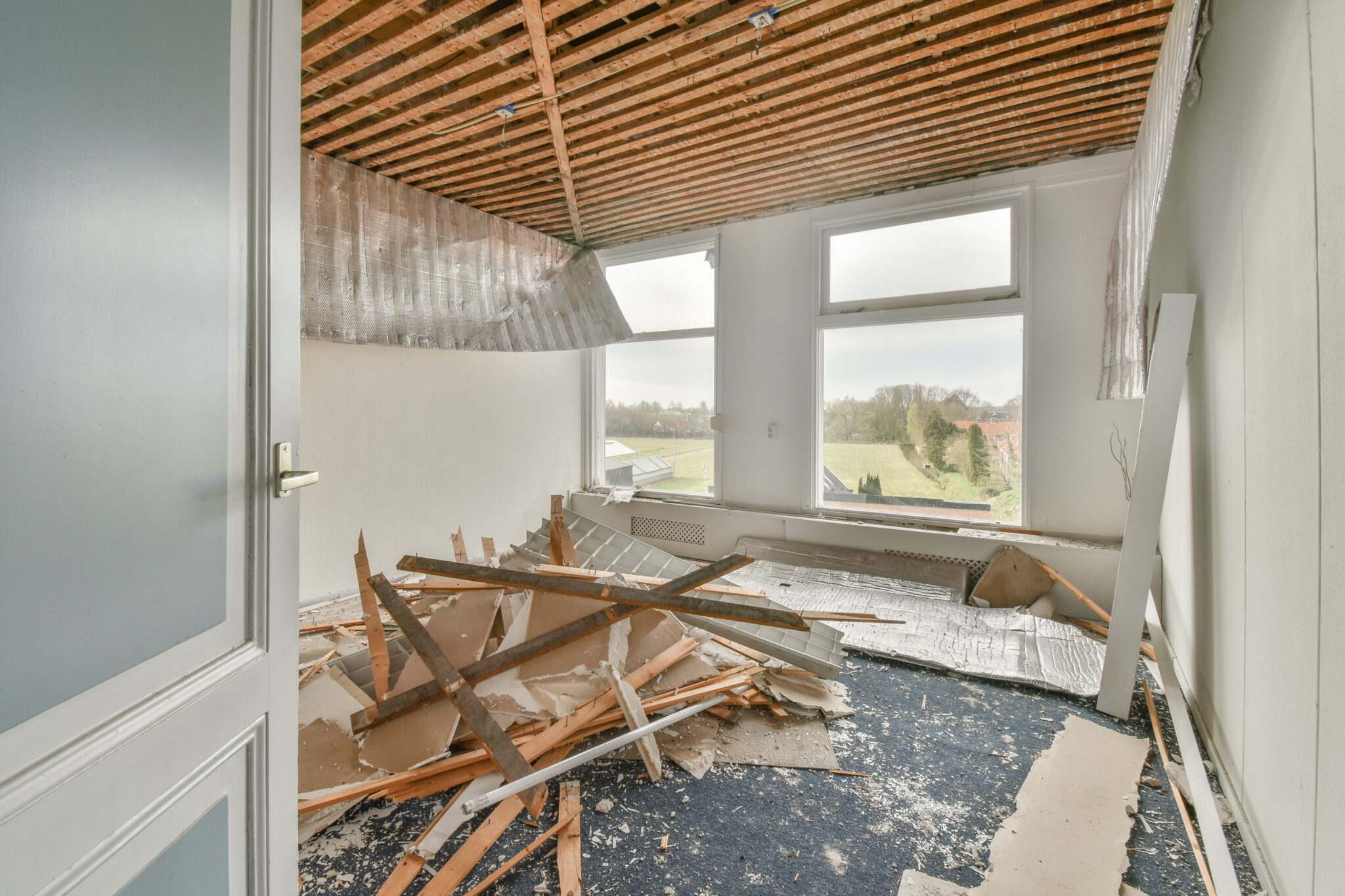 Interior of empty white room with large balcony windows with curtains and wooden parquet floor SSUCv3H4sIAAAAAAAACpyRz27DIAzG75P2DhHnRkpC0mR7lWoHB7wElUAFpNNU9d3Hn1Bx3g3/bH/2Zx7vb1VFZrCCkc/qESIfCyl36ww4oZXHzengBhVHU5K7oeemBMiF00aALOEMjq0KNvRQ7VIG/IxJYh243aIN0w/EwOHiNRJ8SaQVLymuciImfYdPEXIqmN3nyDJK4v/qTI+v7AYWVOw3LlwYMSgRkpFLKiXXH4dmK63BzoUuXN01AxkKaKF0M4IJtRRt2q3x7LmN6V05E1Z4bU6k1jeYZTjxt9fEzFew1pfzzItBzH+y3oo5Srto4FAl3P9ECFtKG9r23TBM3cc4du35KEi/twqvE9fJQj5mV8FL6yJsQPqu5TAPWM9N09f9MPJ6okNXIwMc22kcOO384Z9/AAAA//8DAG4xbIGYAgAA